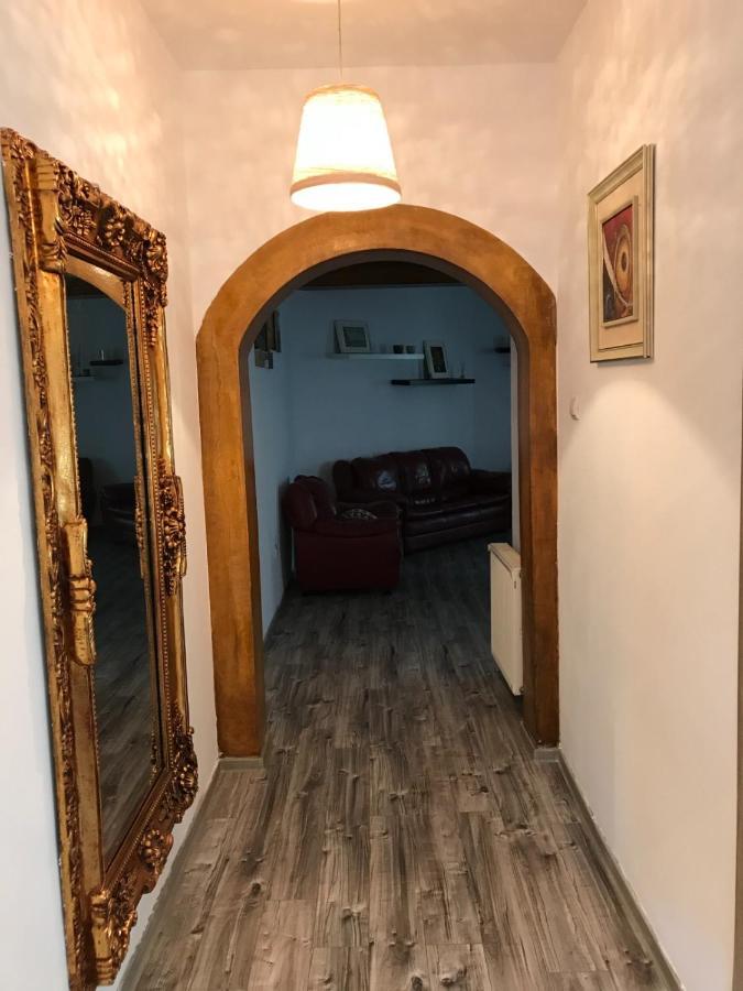 Chiro'S Apartment Năvodari Екстериор снимка