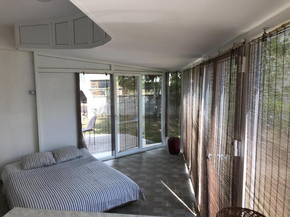 Chiro'S Apartment Năvodari Екстериор снимка