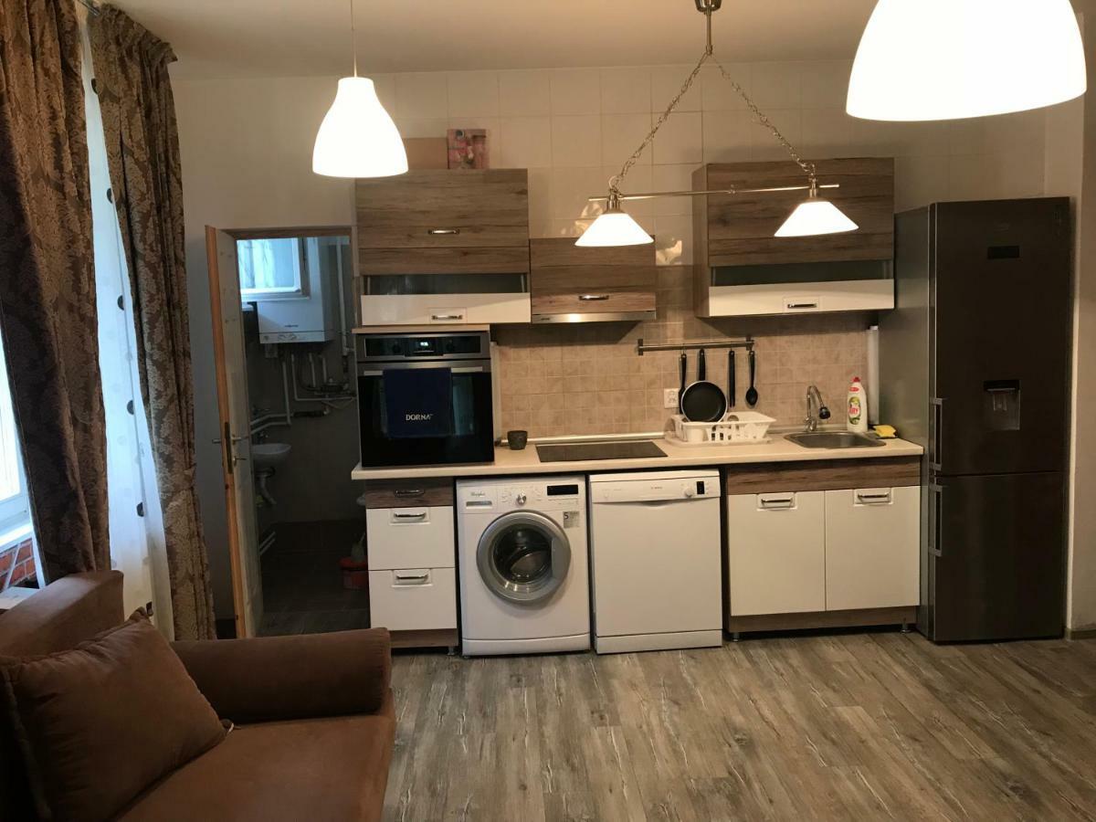 Chiro'S Apartment Năvodari Екстериор снимка