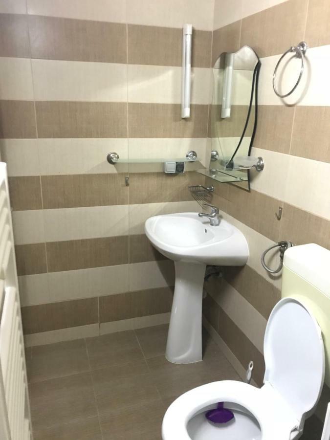 Chiro'S Apartment Năvodari Екстериор снимка